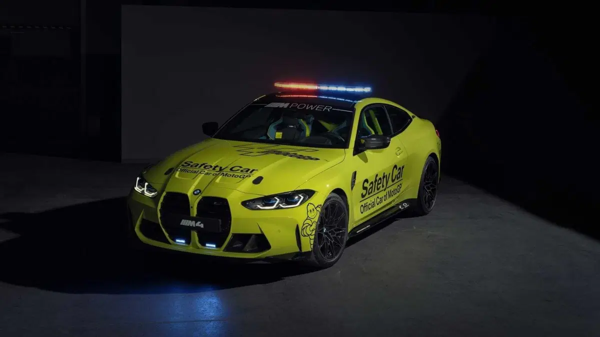 Safety Car: BMW e le tre cattivissime M della MotoGP (7)