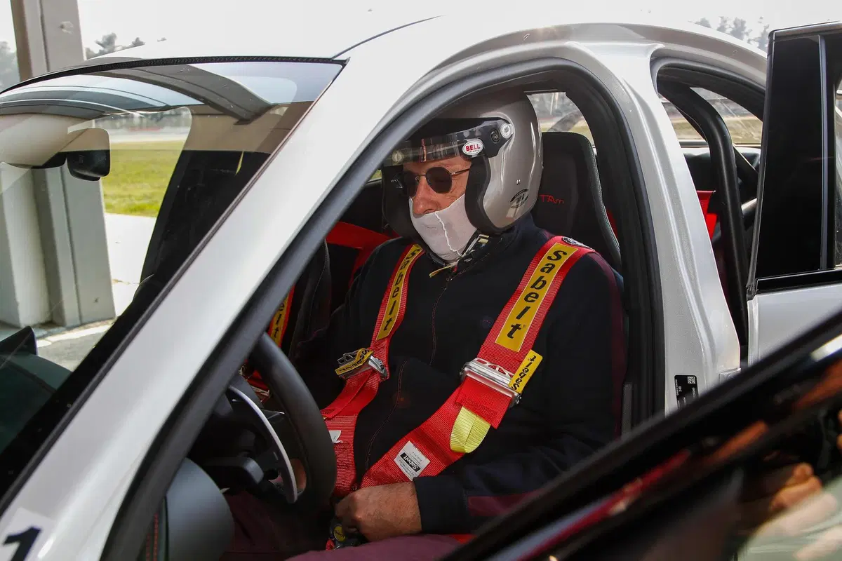 Alfa Romeo, Jean-Philippe Imparato sfreccia a Balocco sulla GTAm (2)