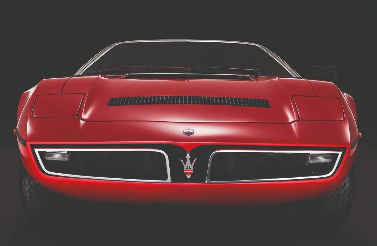 La Bora compie mezzo secolo: Maserati celebra la nonna della MC20 (3)