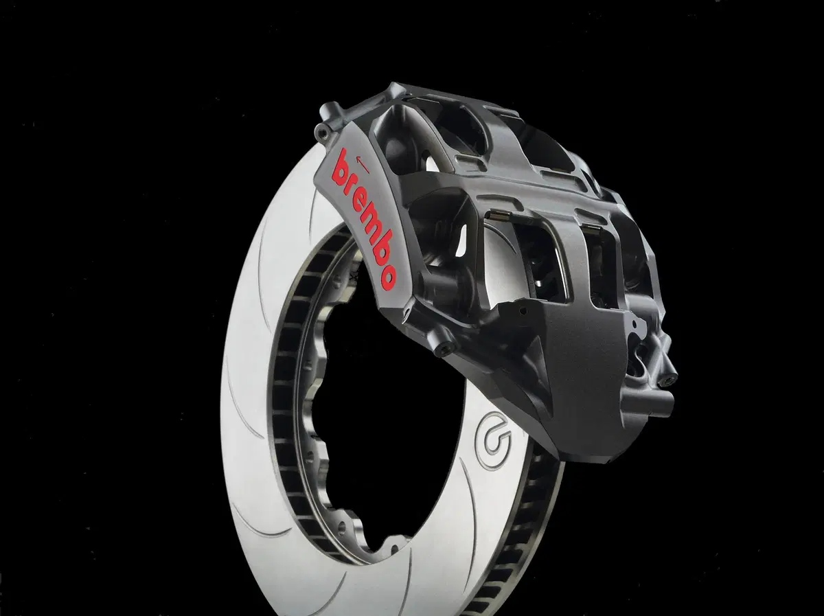 Brembo fa l’Upgrade: nuovo programma impianti freno Aftermarket dal leader nel Motorsport (4)