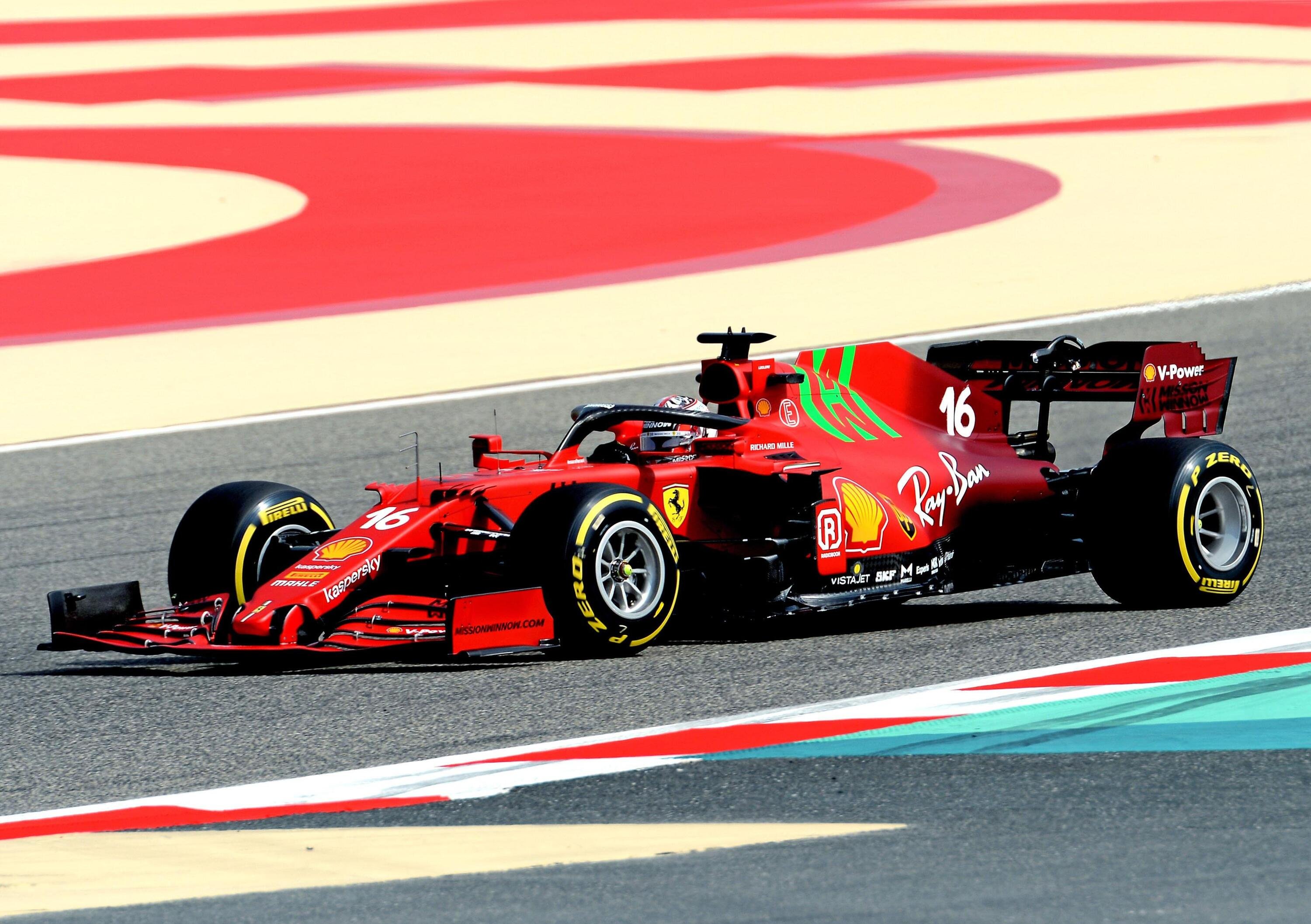 F1: la Ferrari SF21 in pista per il filming day in Bahrain 