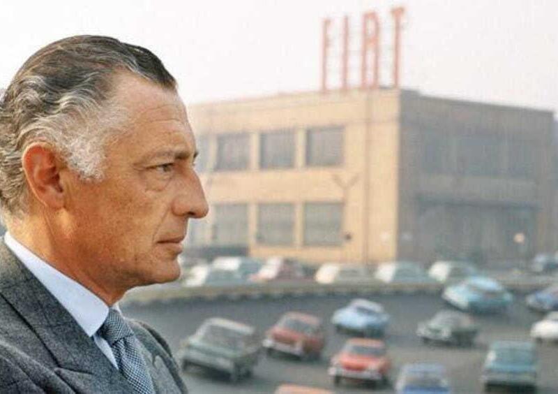 Gianni Agnelli, 100 anni dalla nascita &ldquo;dell&rsquo;avvocato che mise gli italiani in macchina&rdquo; [frasi celebri]