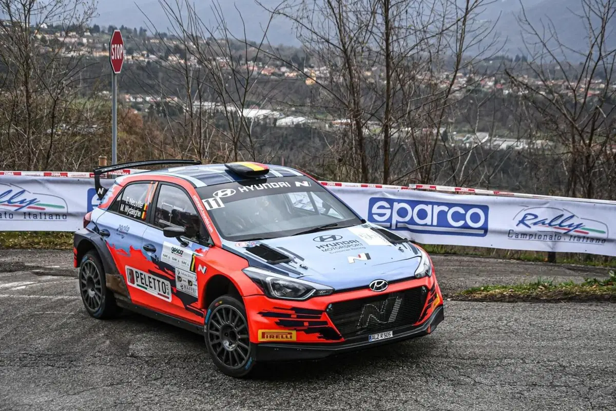 CIR21. Ciocco e CIR partiti: Neuville e Andreucci, per iniziare (7)