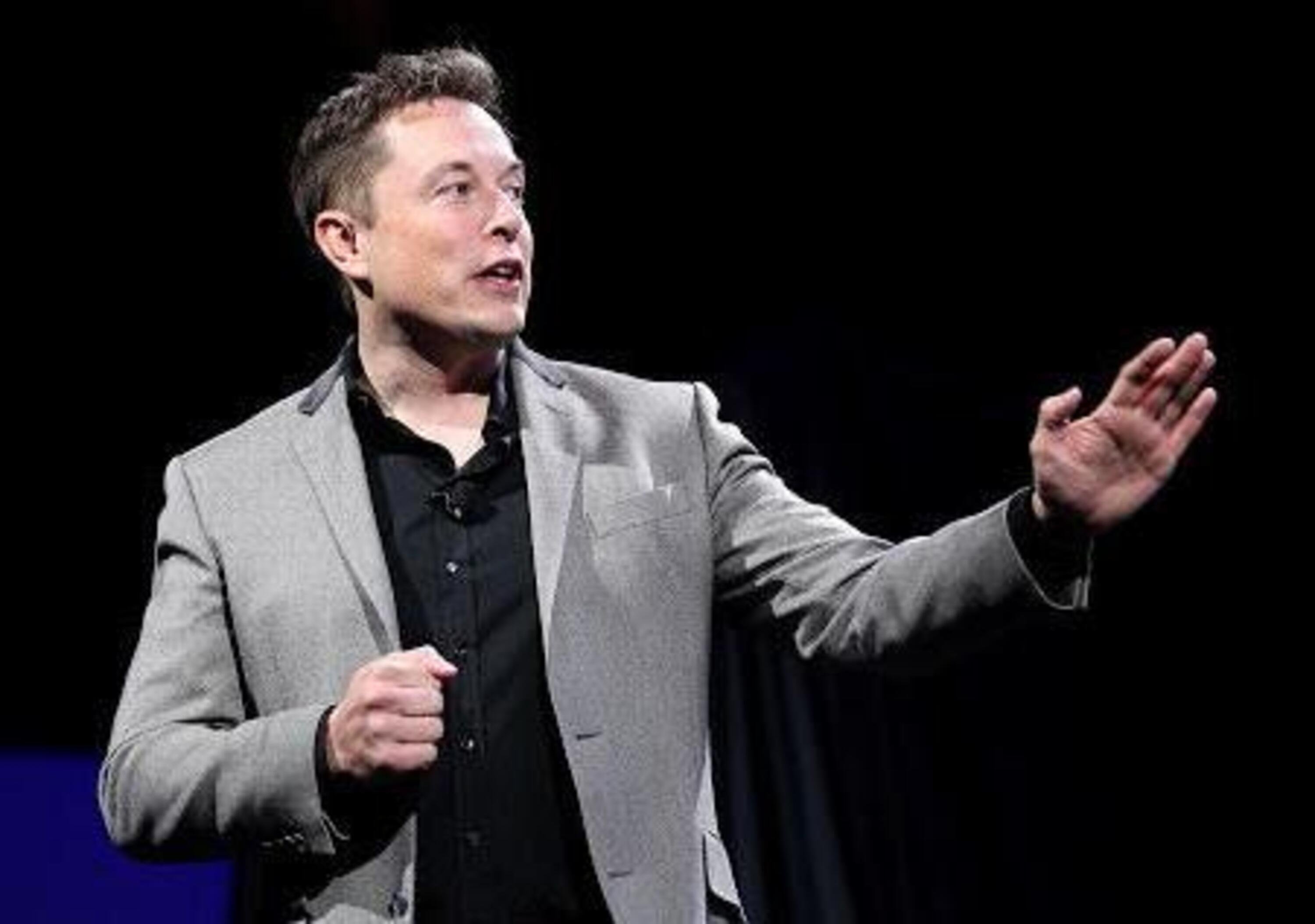 Tesla, Musk riapre la fabbrica nonostante la pandemia: 450 casi Covid registrati