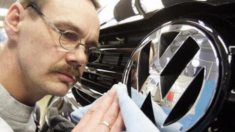 Volkswagen annuncia taglio del personale fra le 3 e le 5mila unit&agrave; 