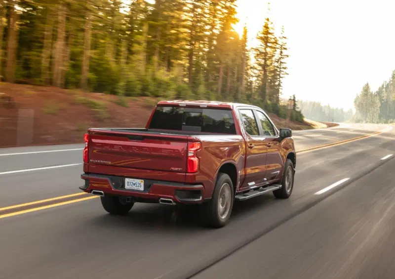 Chevrolet Silverado (3)