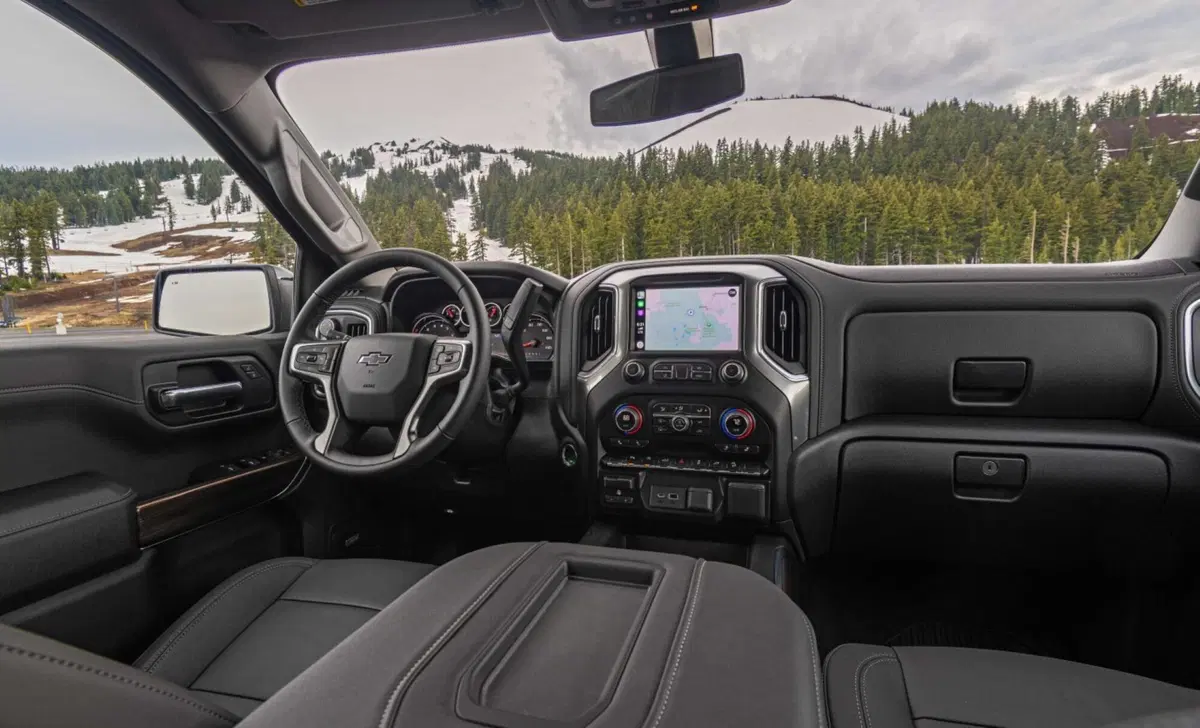 Chevrolet Silverado crew cab 6.2 V8 bifuel High Country 420cv auto (15)