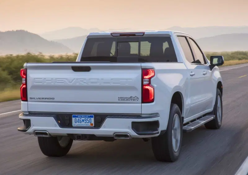 Chevrolet Silverado (4)