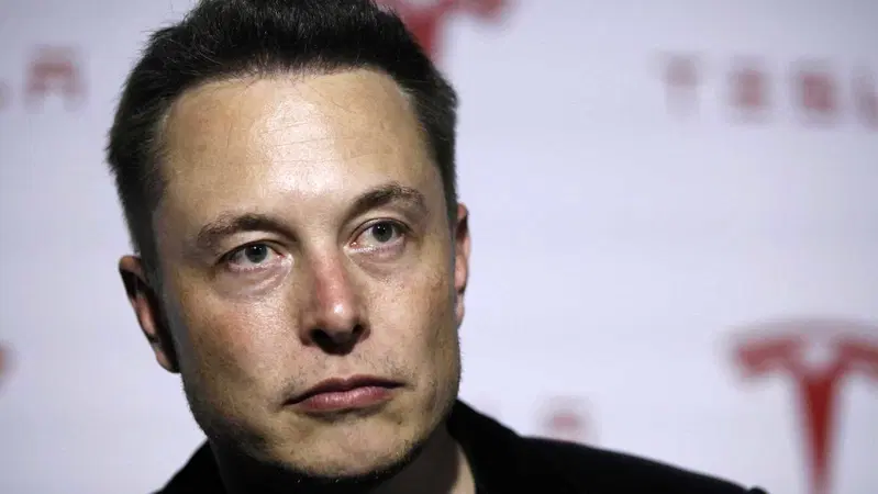 Elon Musk si (auto)nomina "technoking" di Tesla