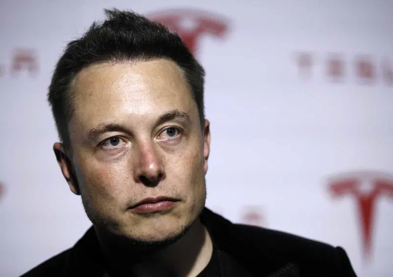 Elon Musk si (auto)nomina "technoking" di Tesla