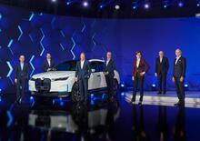 BMW prevede successi con ripresa 2021 e auto elettriche a go-go [la Borsa gli da ragione, oggi]