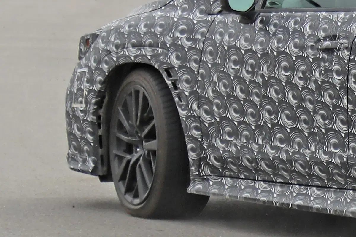 Subaru WRX, le foto spia (18)
