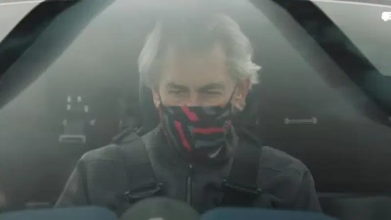 Gordon Murray in pista con la Gordon Murray T50 [VIDEO]