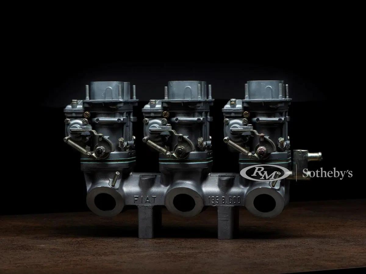 I carburatori della FIAT all’asta Sothebys 2021 in mezzo ai pezzi più rari (è top) (2)