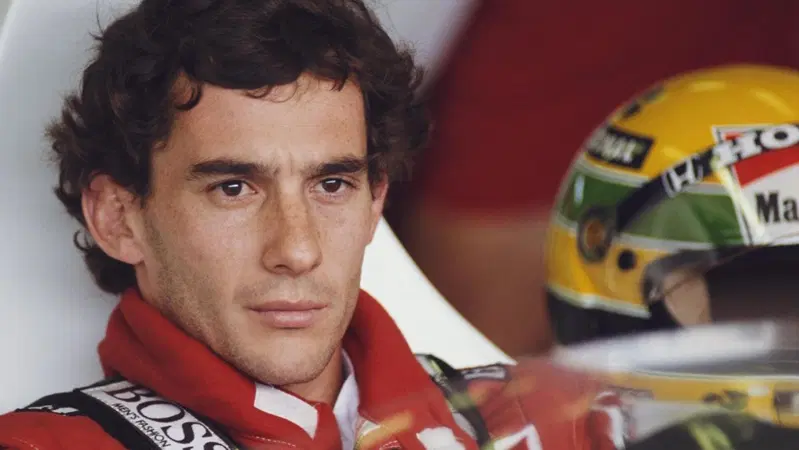 Formula 1. Ayrton Senna, i 61 anni dell'uomo diventato materia dei sogni