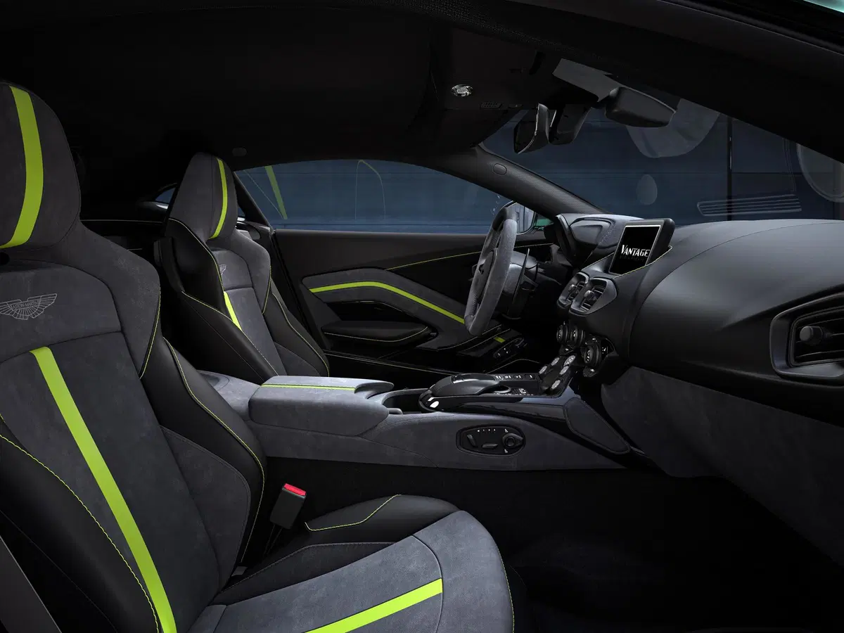 Aston Martin Vantage F1 Edition, ispirazione Safety Car  (6)
