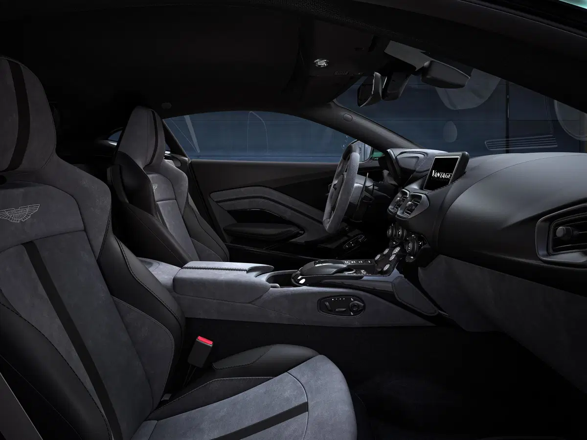 Aston Martin Vantage F1 Edition, ispirazione Safety Car  (9)