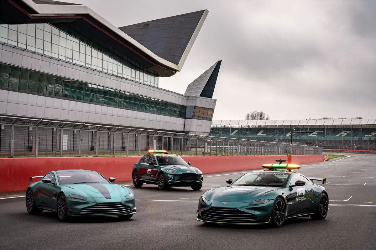 Aston Martin Vantage F1 Edition, ispirazione Safety Car  (10)