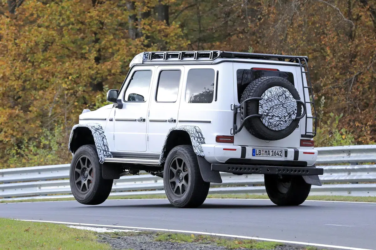 Mercedes Classe G 4x4², il ritorno: le foto spia al 'Ring (13)