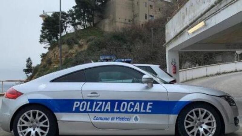 Un&#039;Audi TT per la Polizia Locale di Matera dopo la Ferrari 458 affidata a quella di Milano