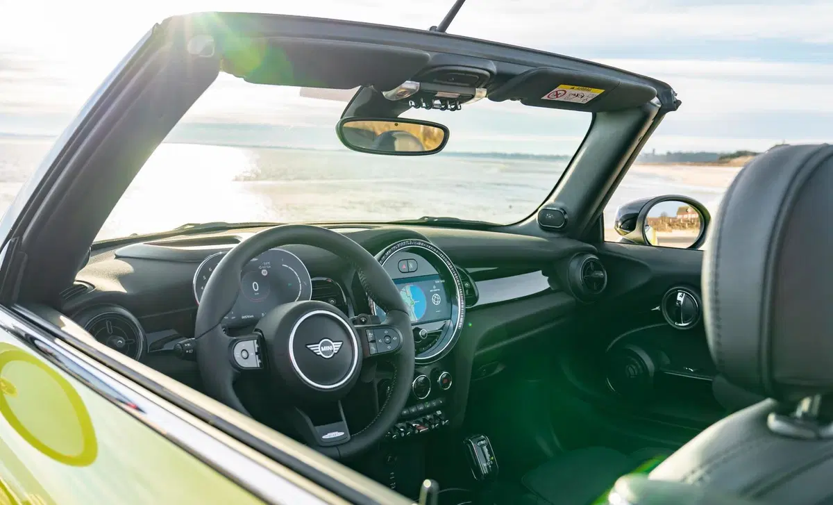 MINI Mini Cabrio 2.0 JCW JCW auto (17)