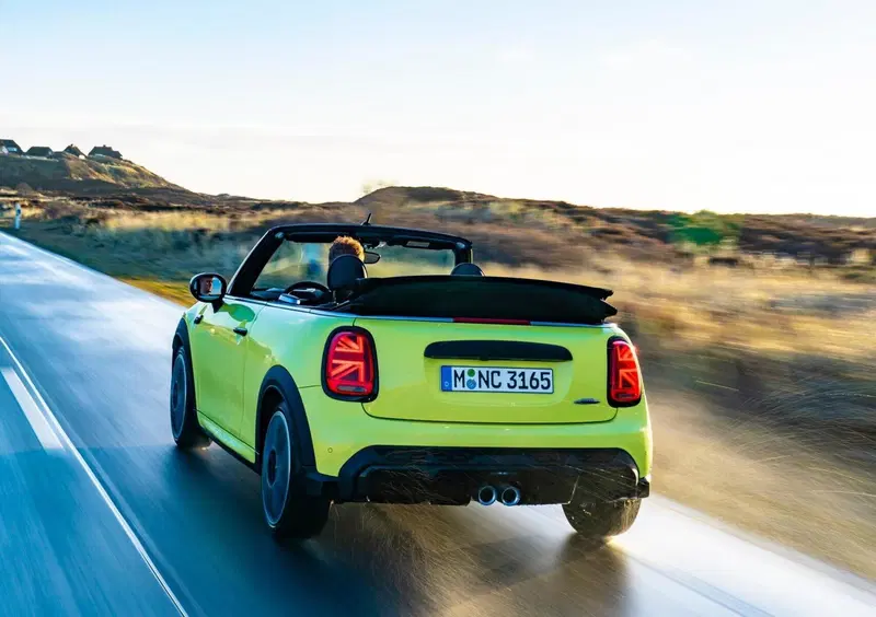 MINI Mini Cabrio (2015-24) (8)