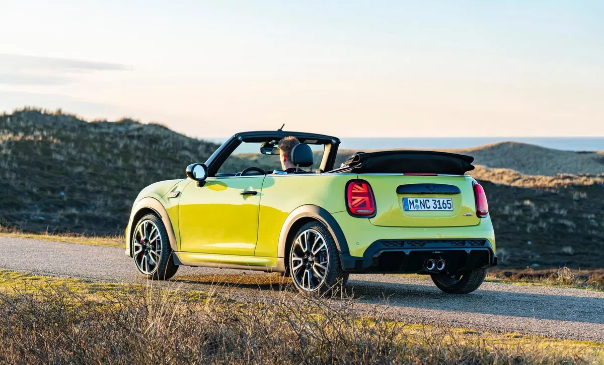 MINI Mini Cabrio 2.0 JCW JCW auto (10)