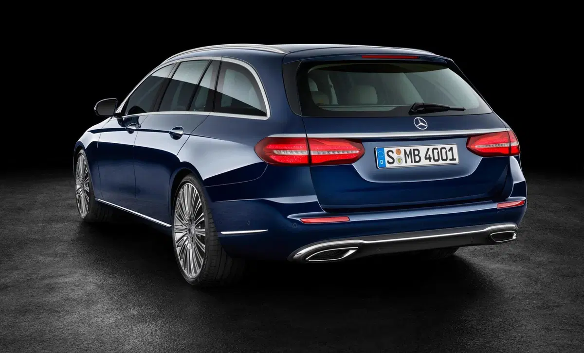 Mercedes-Benz Classe E Station Wagon 220 d Mild hybrid Auto Premium (4)