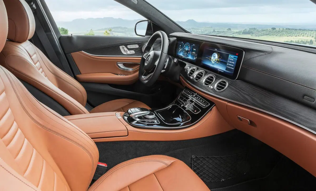 Mercedes-Benz Classe E Station Wagon 220 d Mild hybrid Auto Premium (18)