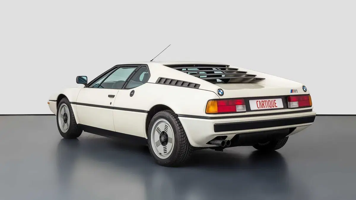 800.000 Euro per una BMW M1 del 1981 con soli 2700 km (3)