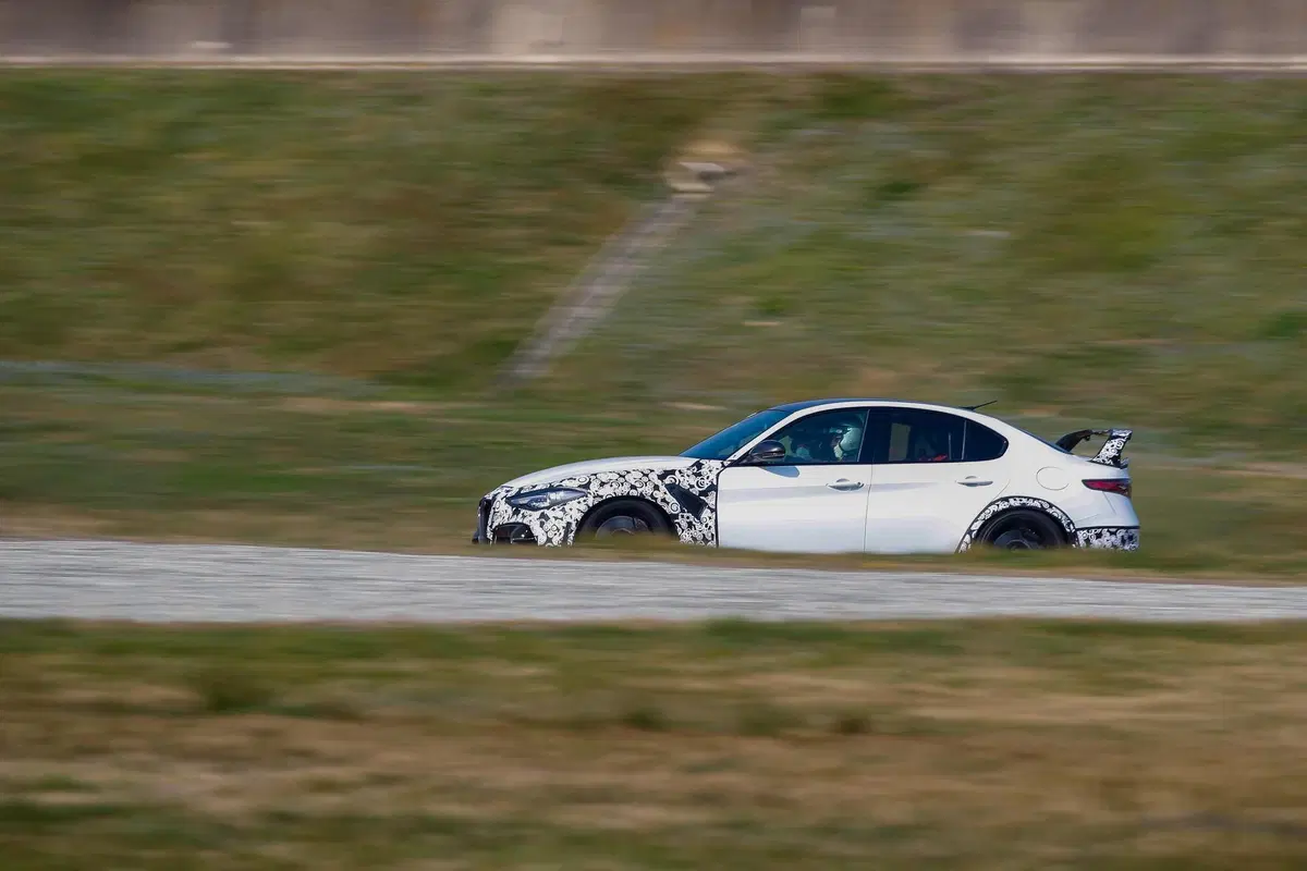 Chi ha comprato le 500 Alfa Giulia GTA e GTAm? Qualcuno anche in Cina e Giappone (25)