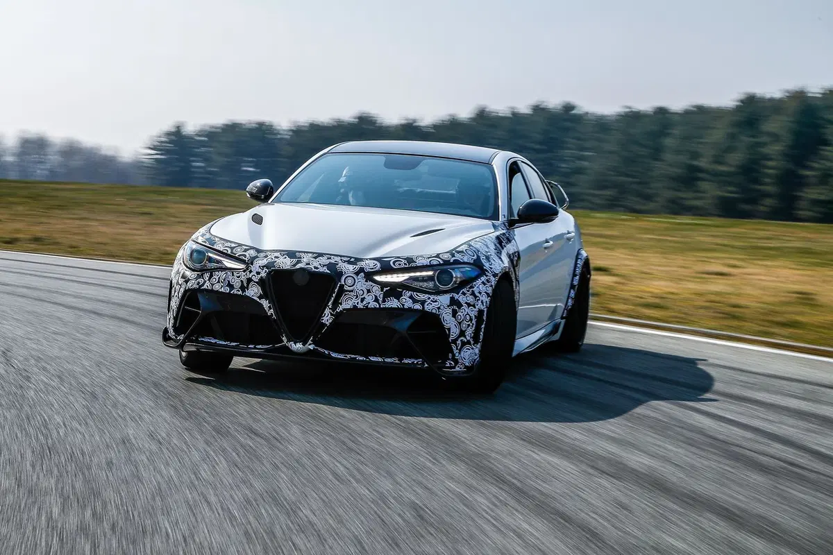 Chi ha comprato le 500 Alfa Giulia GTA e GTAm? Qualcuno anche in Cina e Giappone (28)