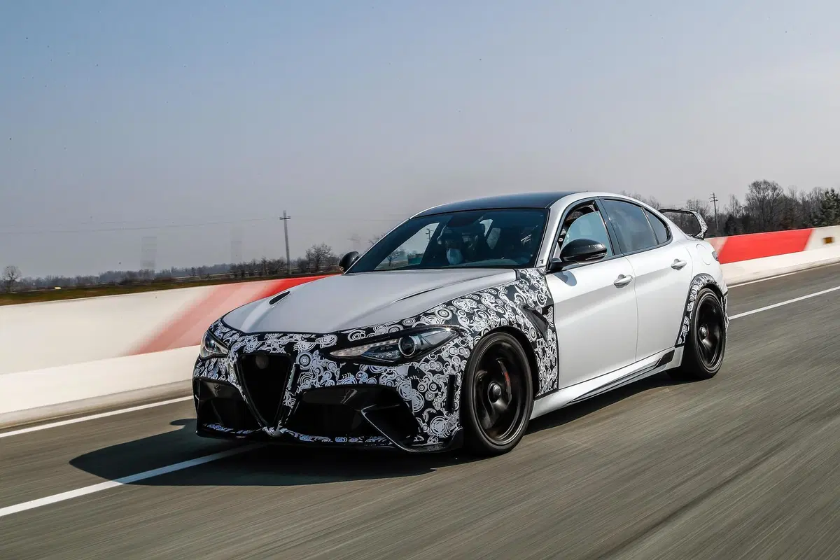 Chi ha comprato le 500 Alfa Giulia GTA e GTAm? Qualcuno anche in Cina e Giappone (34)