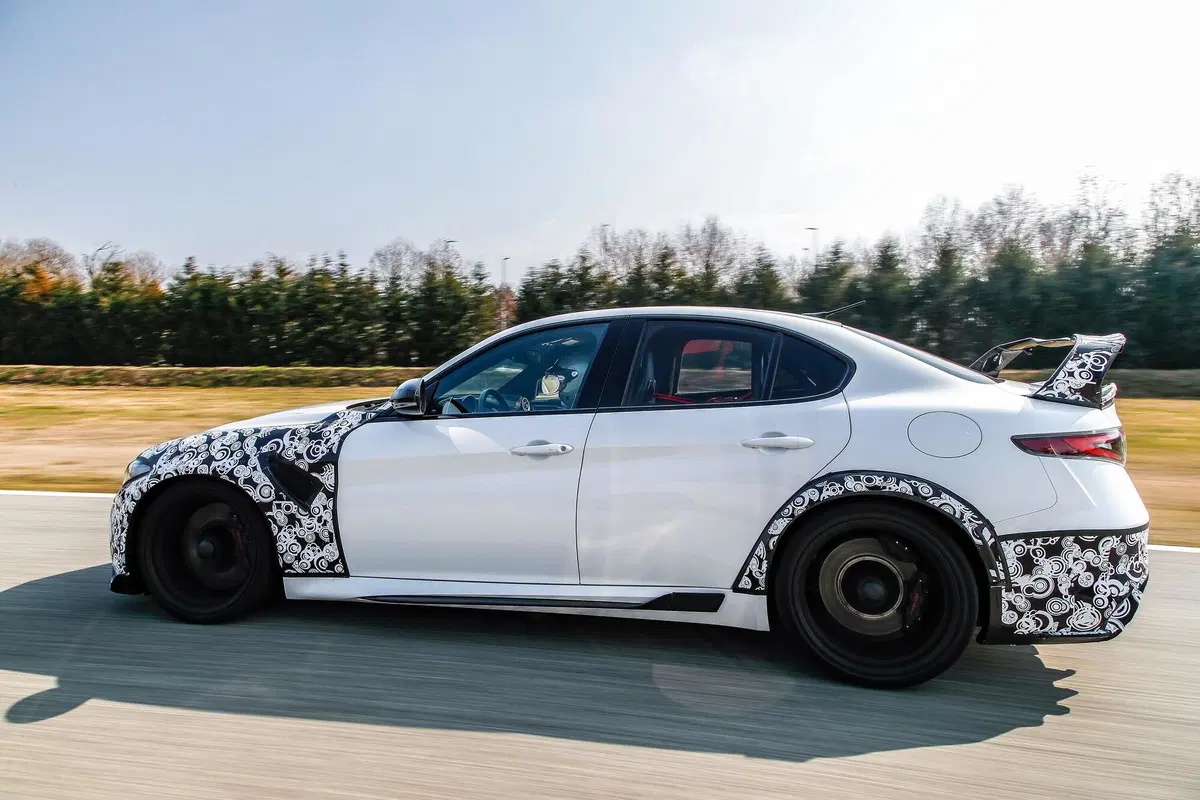 Chi ha comprato le 500 Alfa Giulia GTA e GTAm? Qualcuno anche in Cina e Giappone (37)
