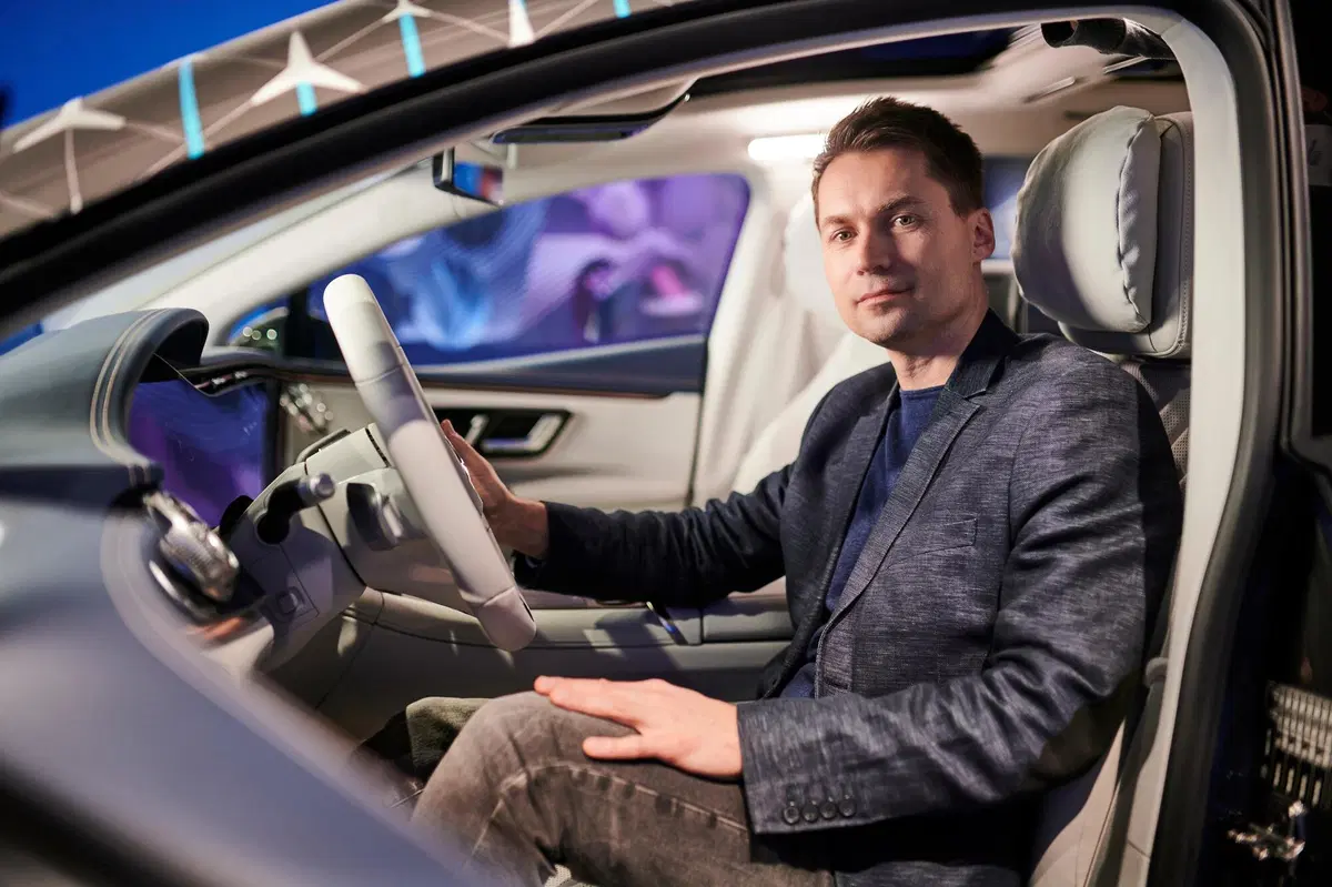 EQS, Quello che si potrà vedere, toccare e ascoltare sulla regina delle auto elettriche Mercedes (3)