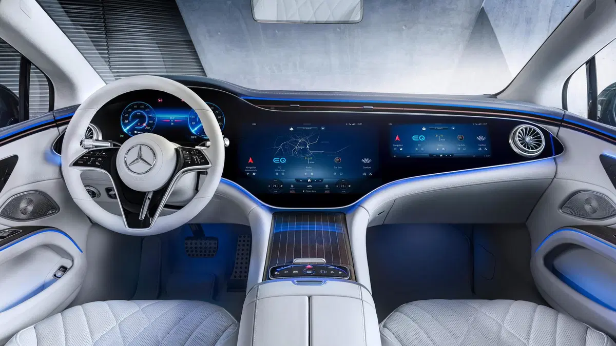 EQS, Quello che si potrà vedere, toccare e ascoltare sulla regina delle auto elettriche Mercedes (5)