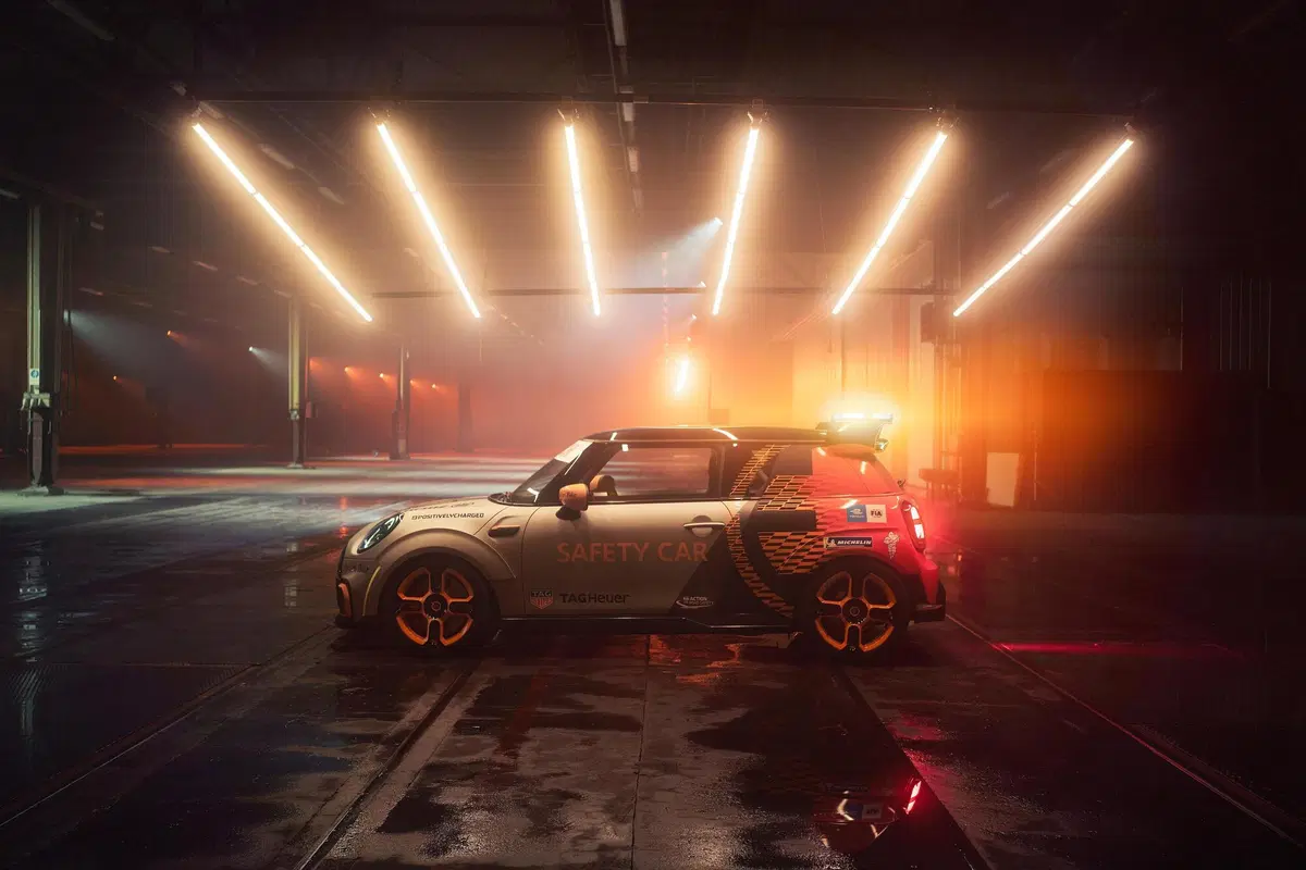 Formula E, Mini Electric Pacesetter è la nuova Safety Car (3)