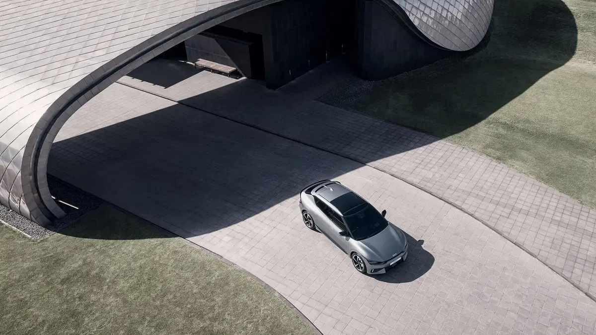 Kia EV6: la sfida del crossover full electric  (8)