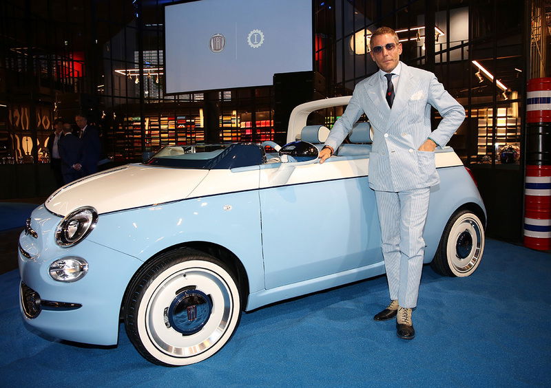 Lapo Elkann su Clubhouse fa dialogare Ferrari e Lamborghini