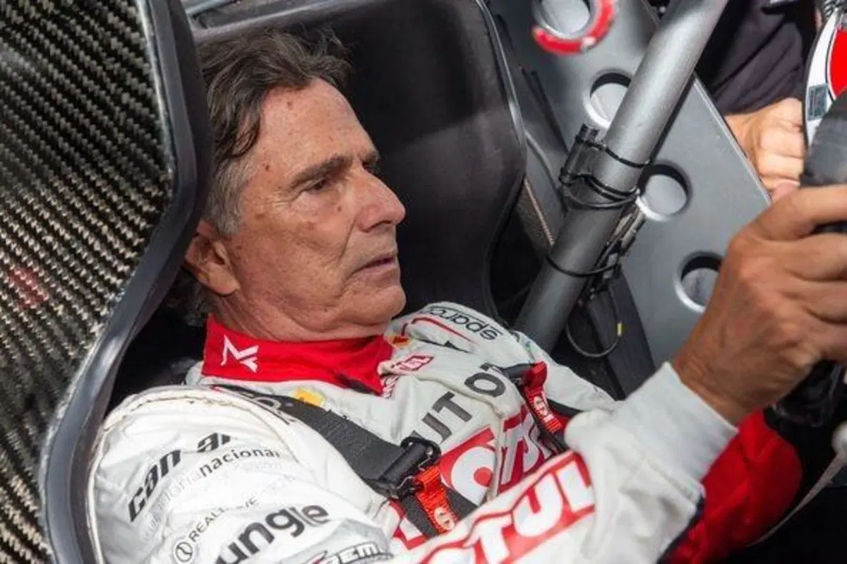 F1: Nelson Piquet torna in pista a 68 anni con Toyota nella Stock Car in Brasile (2)