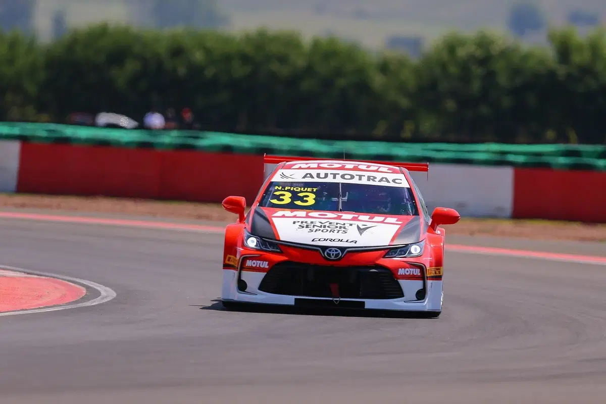 F1: Nelson Piquet torna in pista a 68 anni con Toyota nella Stock Car in Brasile (4)