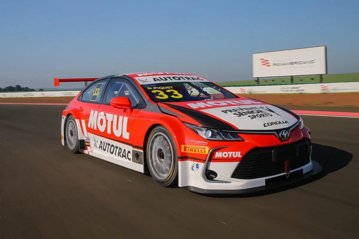 F1: Nelson Piquet torna in pista a 68 anni con Toyota nella Stock Car in Brasile (6)