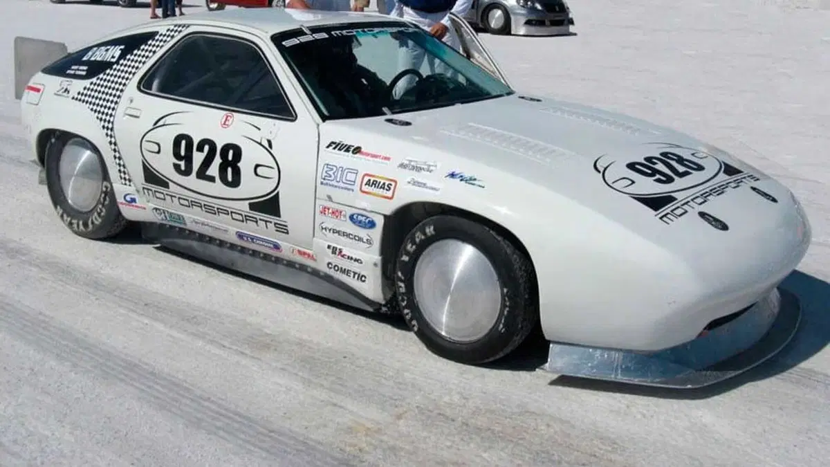 All’asta la Porsche 928 da 380 km/h che ha sfidato la Montagna alla Pikes Peak (5)