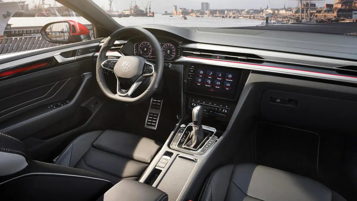Volkswagen Arteon (2017-21) (13)