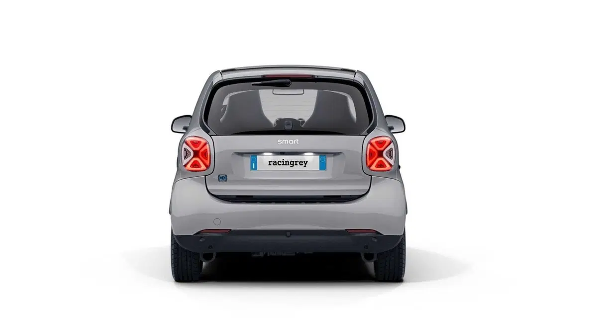 smart EQ racingrey | Elettrica limited edition in onore della Formula E (6)