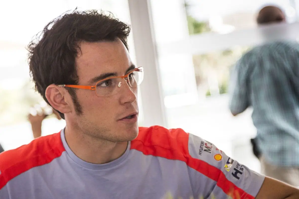 WRC16 Sardegna Italia, Marziani in Paradiso. Inizia Ogier (VW) (8)