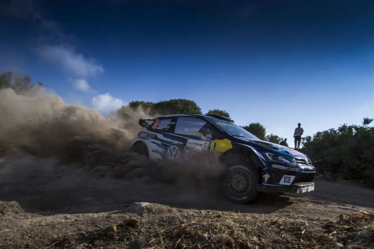 WRC16 Sardegna Italia, Marziani in Paradiso. Inizia Ogier (VW) (2)