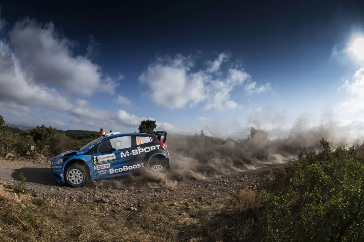 WRC16 Sardegna Italia, Marziani in Paradiso. Inizia Ogier (VW) (16)