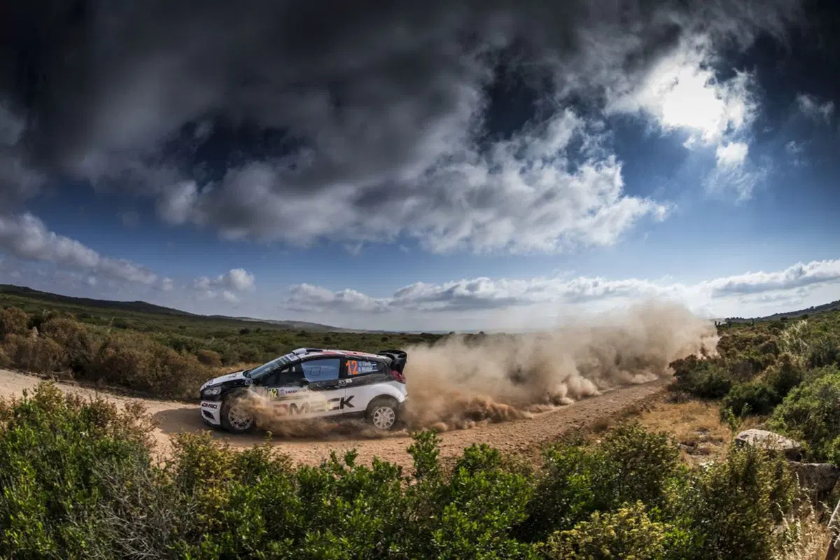 WRC16 Sardegna Italia, Marziani in Paradiso. Inizia Ogier (VW) (17)