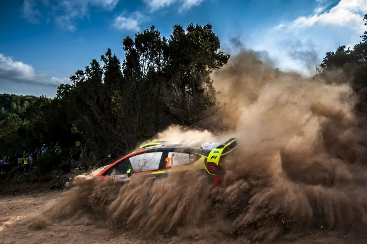 WRC16 Sardegna Italia, Marziani in Paradiso. Inizia Ogier (VW) (23)